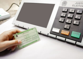 Urnas Brasileiras: Tecnologia e Segurança nas Eleições do Brasil