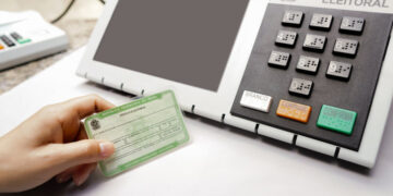 Urnas Brasileiras: Tecnologia e Segurança nas Eleições do Brasil