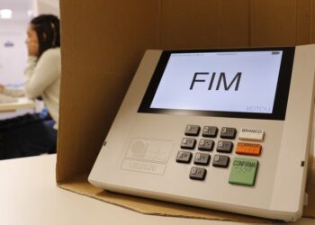 Urna Eletrônica Brasileira: Modernização e Segurança nas Eleições do Brasil