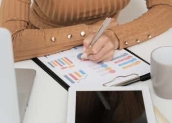 Análises de Pesquisas Eleitorais: Entendendo Tendências e Impactos nas Eleições