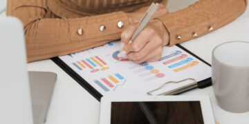 Análises de Pesquisas Eleitorais: Entendendo Tendências e Impactos nas Eleições